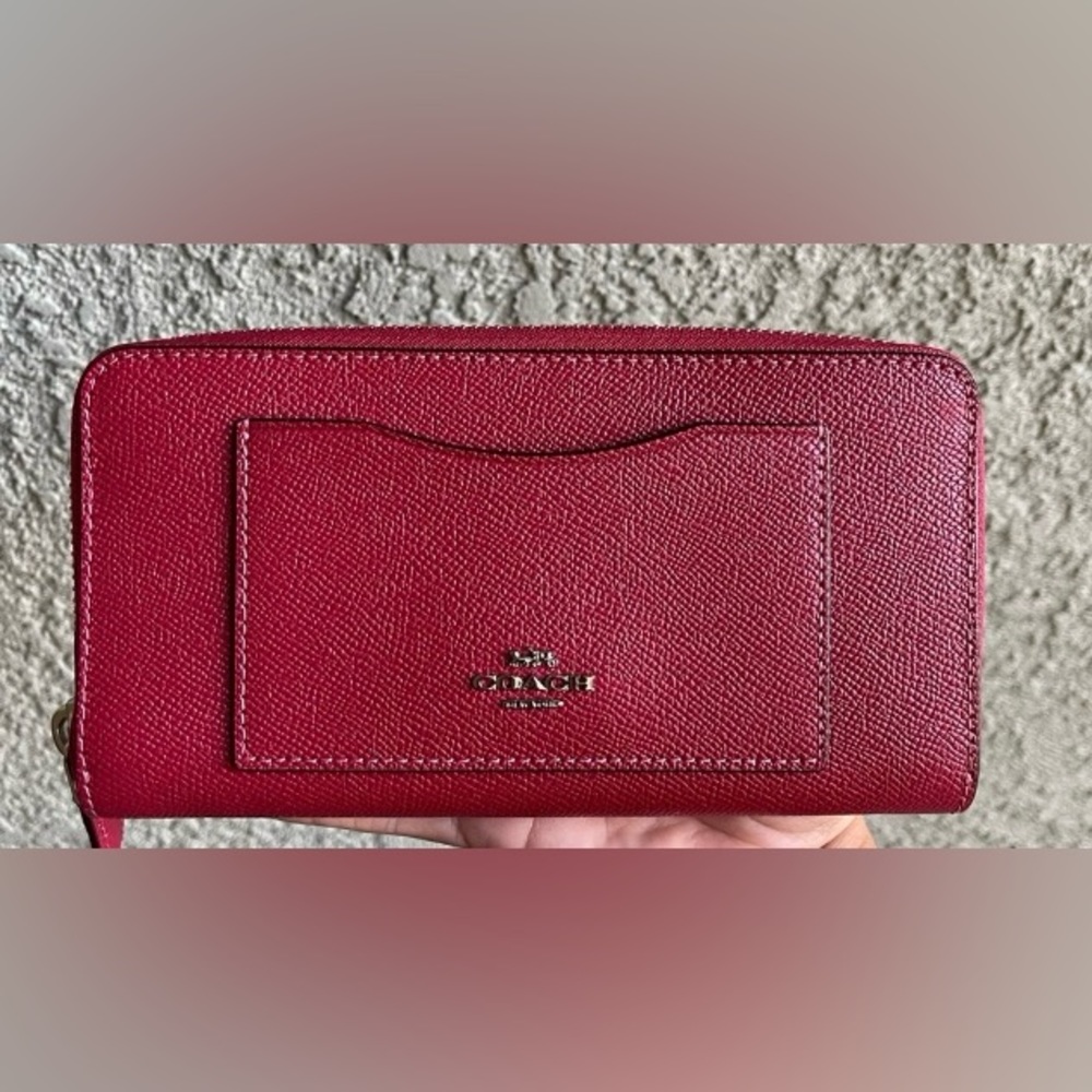 COACH F54007 Hot Pink Crossgrain Leather Accordion Zip Wallet